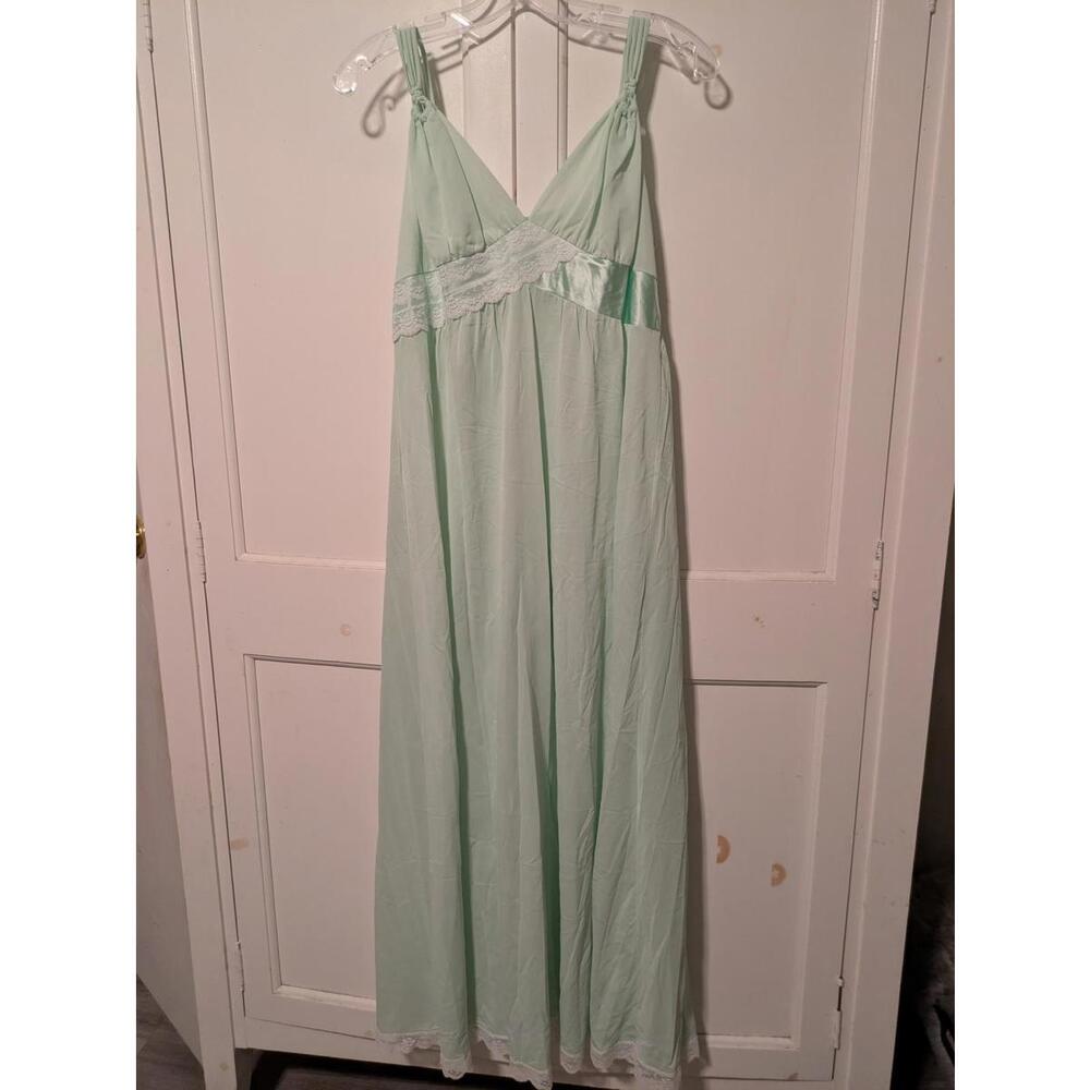 Vintage Shadowline lingerie nightgown